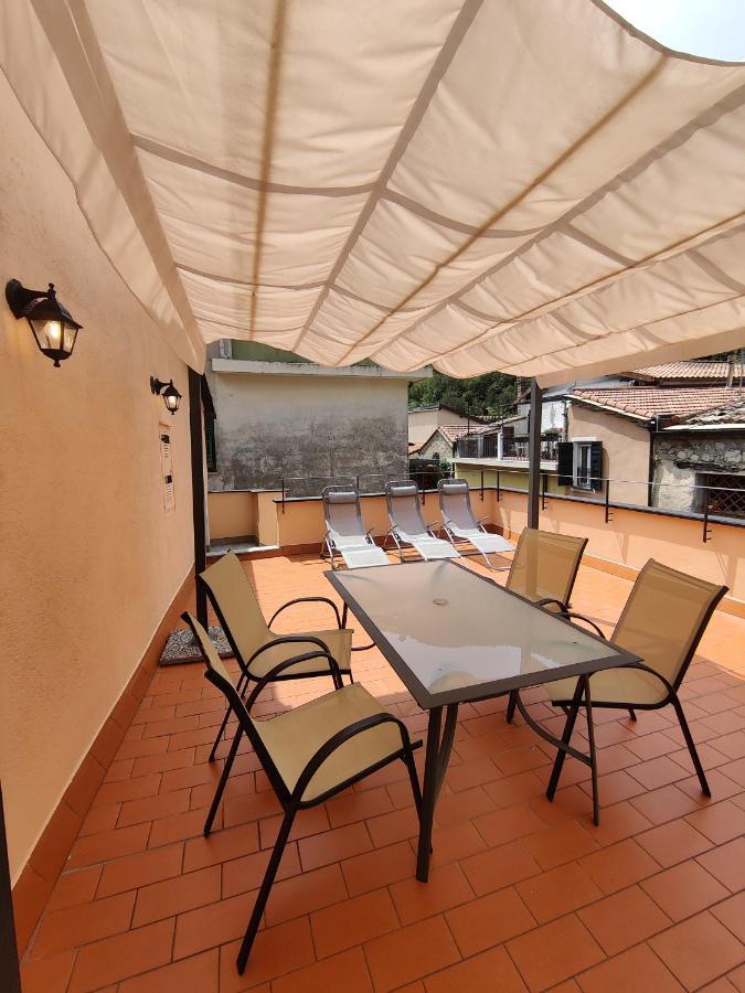 Modern Flat With Panoramic Terrace In Zuccarello Apartment ภายนอก รูปภาพ