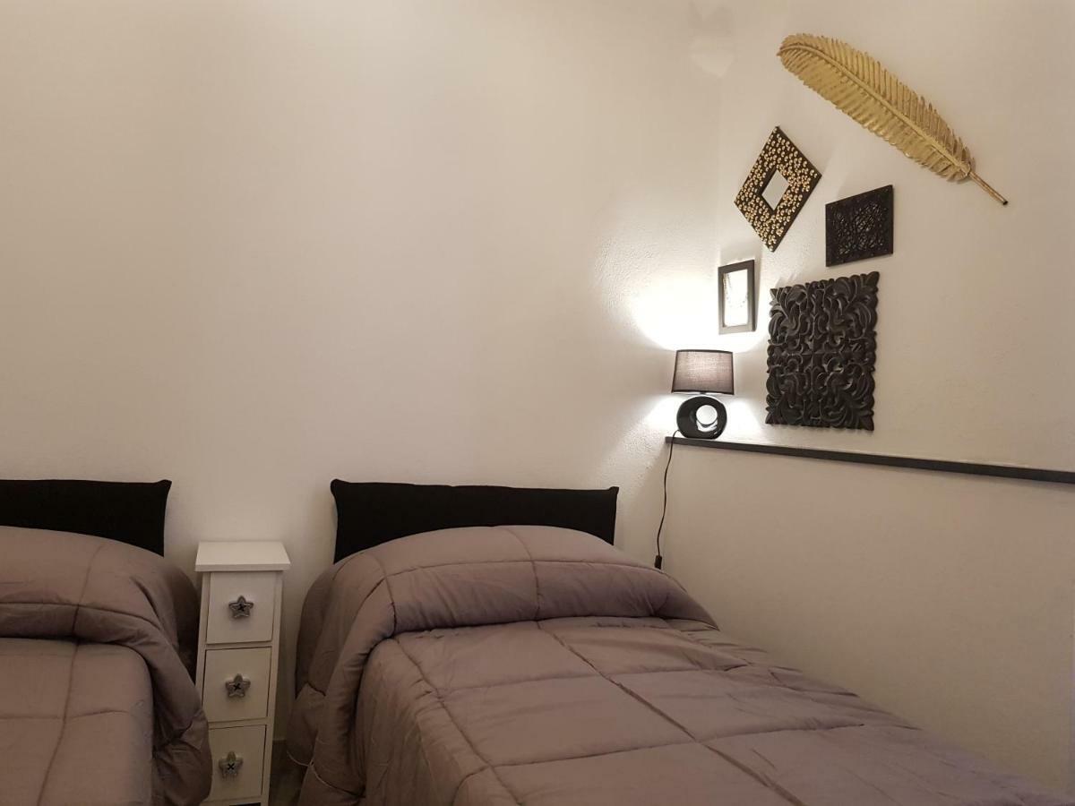 Modern Flat With Panoramic Terrace In Zuccarello Apartment ภายนอก รูปภาพ