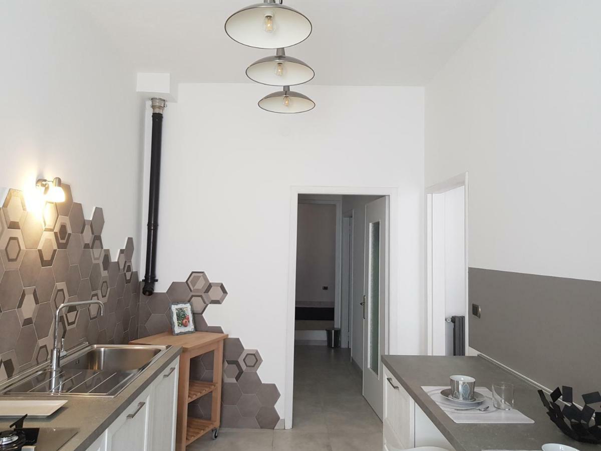 Modern Flat With Panoramic Terrace In Zuccarello Apartment ภายนอก รูปภาพ